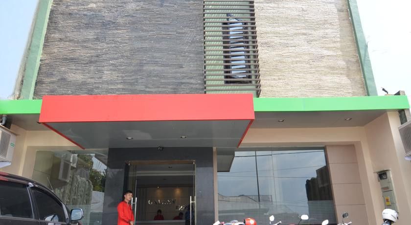 Galaxy Inn Baubau المظهر الخارجي الصورة